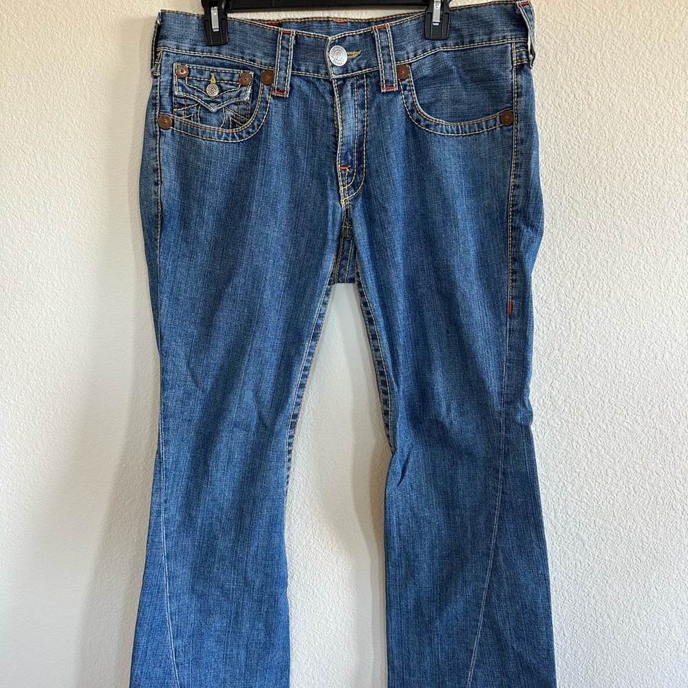 Preowned True Religion jeans Joey Big T Size 32 for men.
